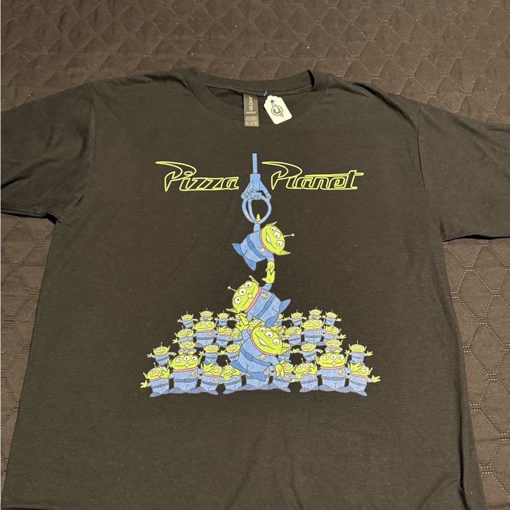 Pizza Planet Toy Story Aliens Graphic Tee - Neon Green & Blue
